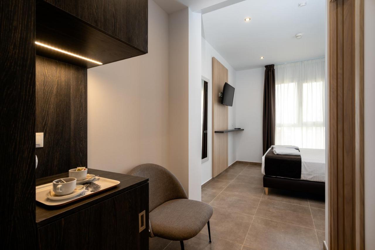 Apartahotel Plaza De La Luz Cádiz