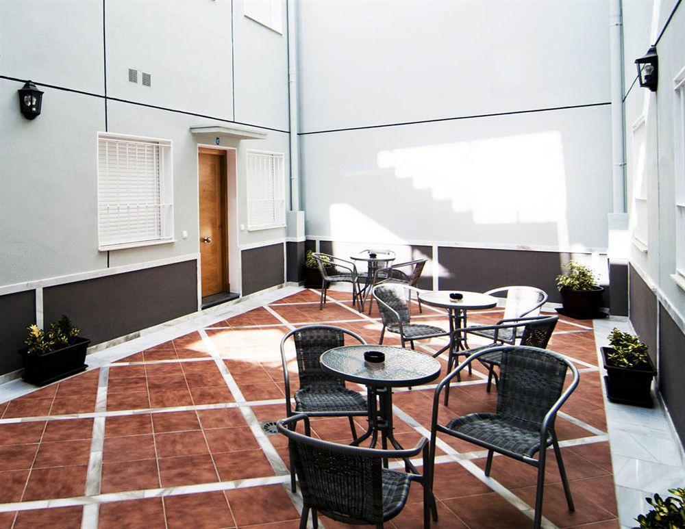 Apartahotel Plaza De La Luz Cádiz
